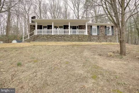 37719 Asher Rd, Mechanicsville, MD 20659