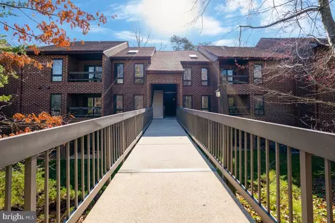 23242 Chestnut Oak Ct #10E, California, MD 20619
