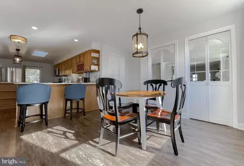 Dining - 16512 Piney Point Rd, Piney Point, MD 20674 photo 3 of 5