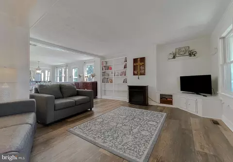 Living - 16512 Piney Point Rd, Piney Point, MD 20674 photo 1 of 1