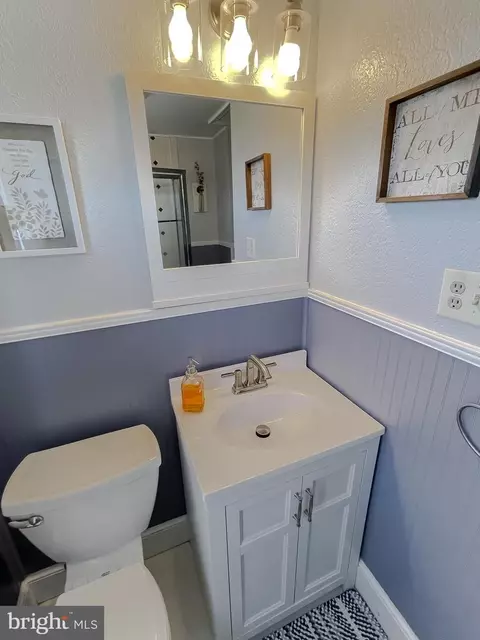 Bath - 16512 Piney Point Rd, Piney Point, MD 20674 photo 5 of 5
