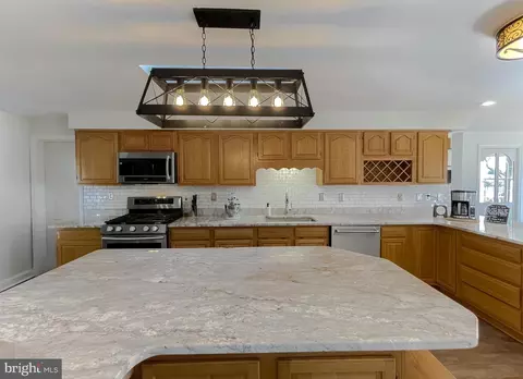 Kitchen - 16512 Piney Point Rd, Piney Point, MD 20674 photo 4 of 6