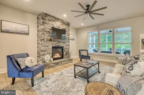 Living - 19103 Windsor, Drayden, MD 20630 photo 1 of 1
