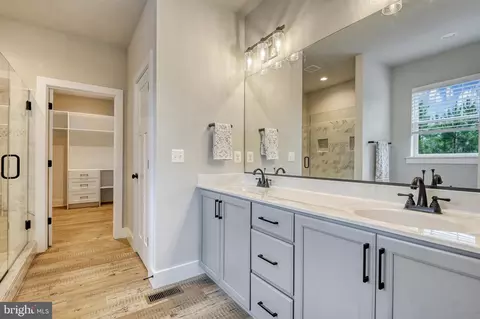 Entry Way - 19103 Windsor, Drayden, MD 20630 photo 3 of 8
