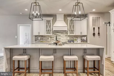 Kitchen - 19103 Windsor, Drayden, MD 20630 photo 2 of 3