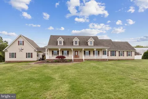 38727 Chaptico Rd, Mechanicsville, MD 20659