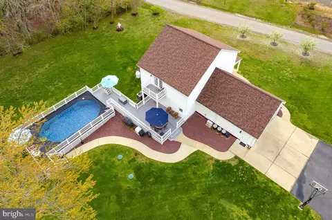 49292 Bennett Dr, Ridge, MD 20680