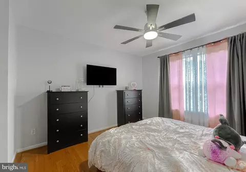 Bedroom - 49292 Bennett Dr, Ridge, MD 20680 photo 5 of 5