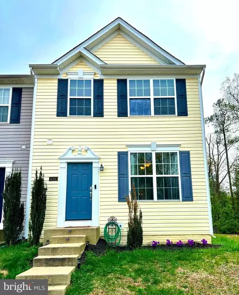 46365 Shining Willow Ln #E, Lexington Park, MD 20653