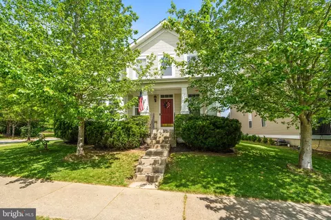 23345 Risa Ln, California, MD 20619