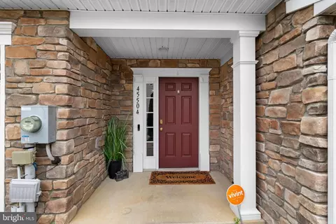 45504 Catalina Ln, California, MD 20619