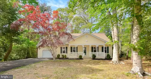 23159 Grey Squirrel Ln, California, MD 20619