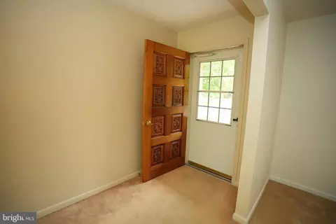 Entry Way - 48890 Curleys Rd, Ridge, MD 20680 photo 1 of 2
