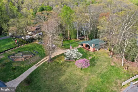 27273 Holly Ln, Mechanicsville, MD 20659