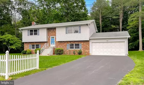 21655 Galatea St, Lexington Park, MD 20653