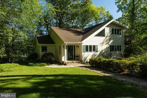 24115 Ann Ln, California, MD 20619