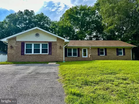 37992 Indian Creek Dr, Charlotte Hall, MD 20622