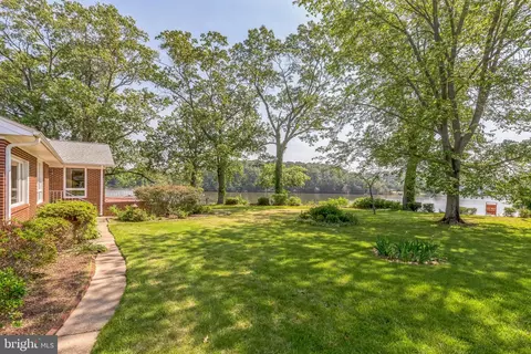 21821 Cove Ln, Leonardtown, MD 20650