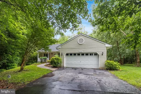 23136 Southwood Ln, California, MD 20619