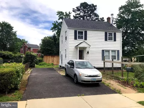21684 Saratoga Dr, Lexington Park, MD 20653
