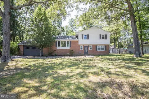 23040 Town Creek Dr, Lexington Park, MD 20653
