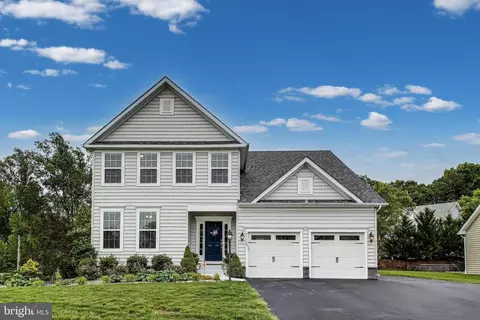 45189 Woodhaven Dr, California, MD 20619