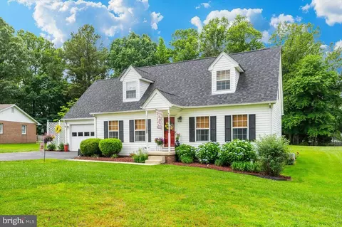 27075 Lenore Ct, Mechanicsville, MD 20659