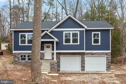 23570 Myrtle Point Rd, California, MD 20619