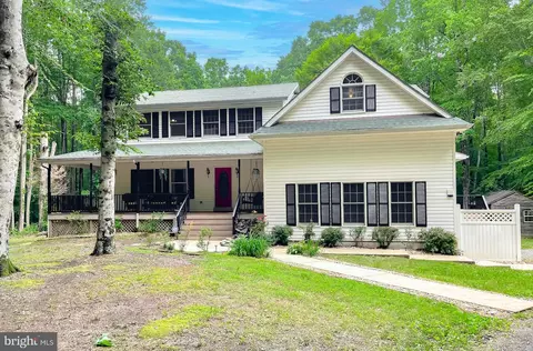 41920 Clover Hill Ct, Hollywood, MD 20636