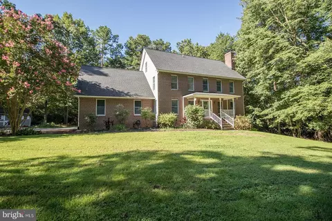 20591 Chestnut Ridge Dr, Leonardtown, MD 20650