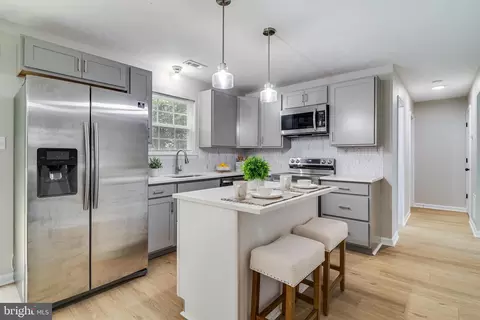 45249 Coledorall Ct, California, MD 20619