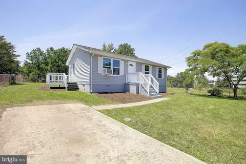 22215 Erickson Ct, Lexington Park, MD 20653