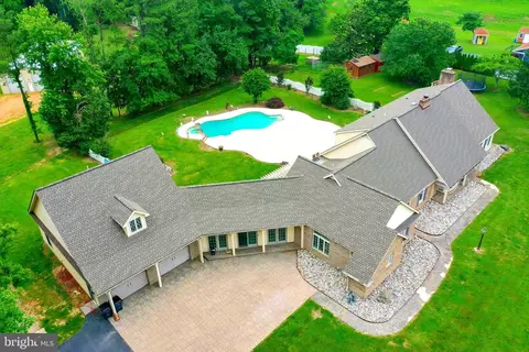 29956 Point Lookout, Mechanicsville, MD 20659