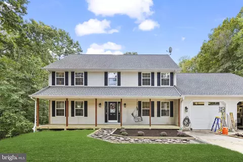 28027 Pastor Ct, Mechanicsville, MD 20659