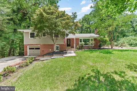23244 Town Creek Dr, Lexington Park, MD 20653