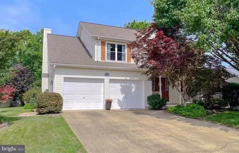 22135 Snapdragon Ct, Great Mills, MD 20634