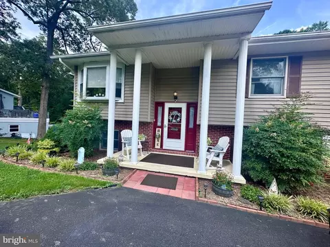 45840 Nancy Ln, Great Mills, MD 20634
