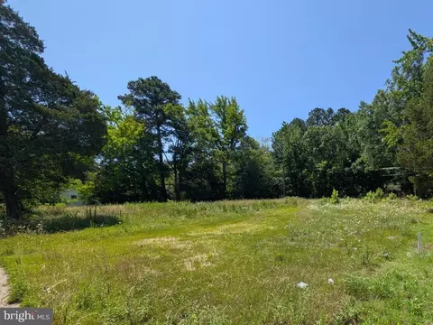 20225 Point Lookout Rd, Great Mills, MD 20634