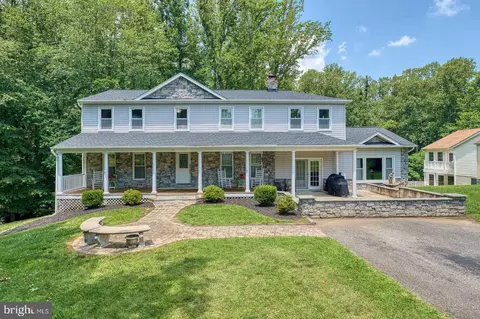 39360 Thomas Dr, Mechanicsville, MD 20659