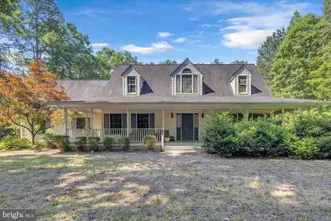 20755 Deer Wood Park Dr, Leonardtown, MD 20650