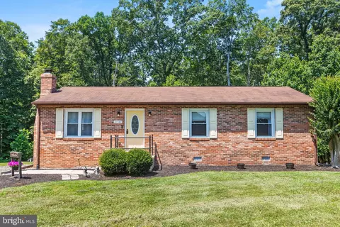 27543 Yowaiski Mill Rd, Mechanicsville, MD 20659