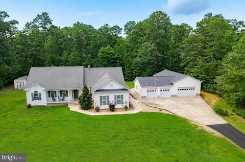 44074 Medleys Neck Rd, Leonardtown, MD 20650