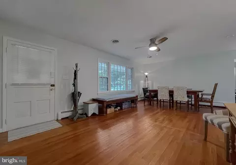 38186 Beach Rd, Coltons Point, MD 20626 photo 5