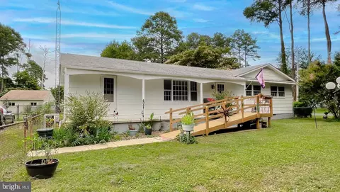 38186 Beach Rd, Coltons Point, MD 20626 photo 2
