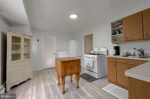 38186 Beach Rd, Coltons Point, MD 20626 photo 10