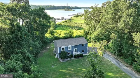 29957 William Dr, Mechanicsville, MD 20659