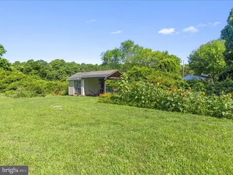 Exterior - 16665 Three Notch Rd, Ridge, MD 20680 photo 3 of 6