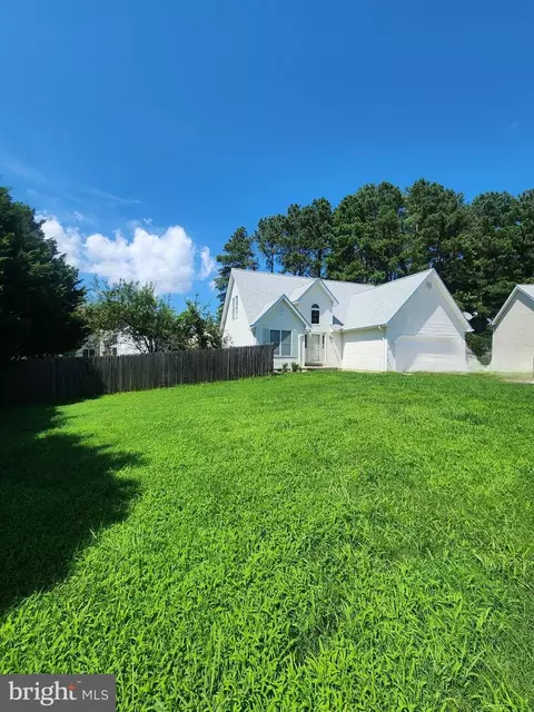 46060 Warwick Dr, Lexington Park, MD 20653