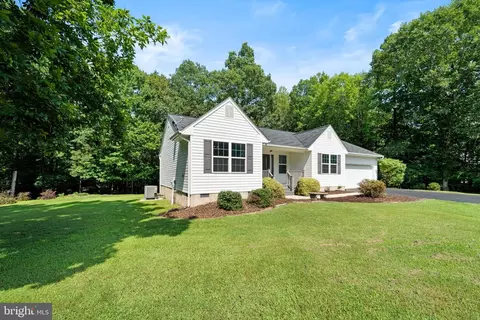27918 Parrish Ct, Mechanicsville, MD 20659
