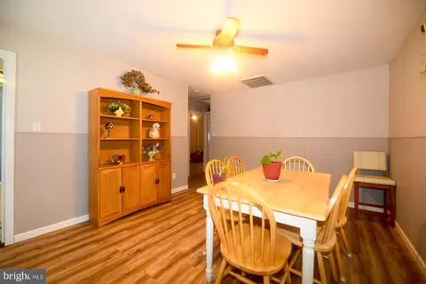Dining - 17309 Piney Point Rd, Piney Point, MD 20674 photo 3 of 3